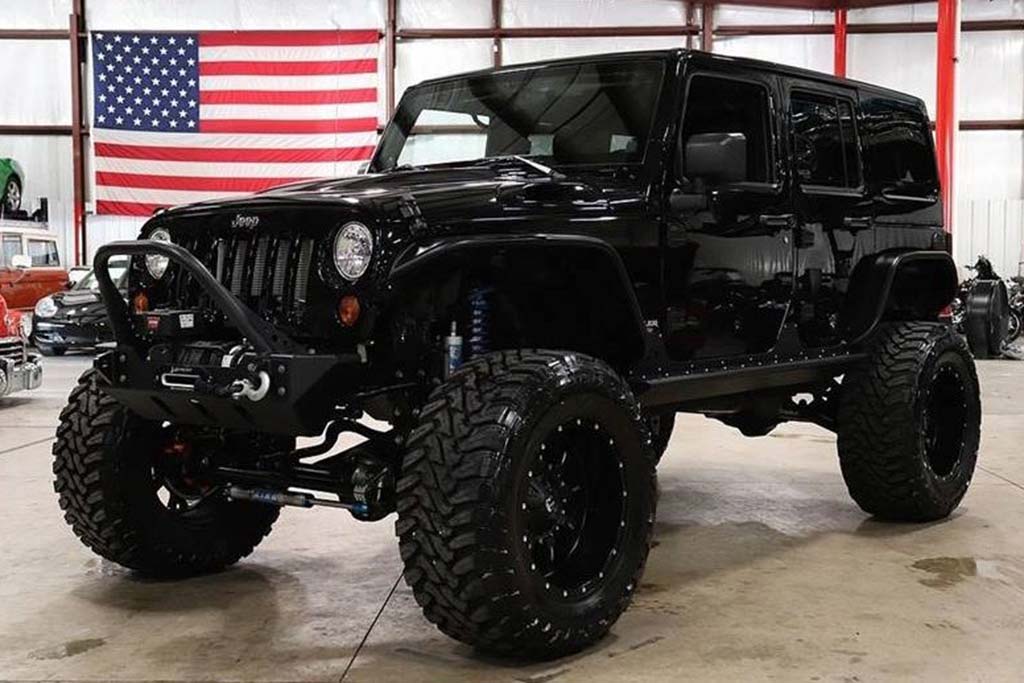 Lifted Jeep Wrangler | Increased Ground Clearance